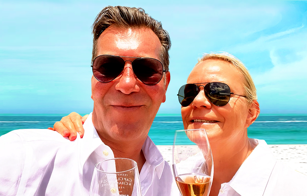 Annett Burmester mit Seelenpartner Lutz am Strand in Kapstadt – glückliche Seelenpartnerschaft